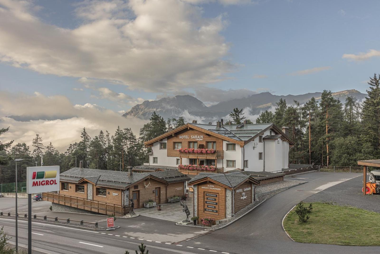 Hotel Sarain Active Mountain Resort Lenz Exterior photo